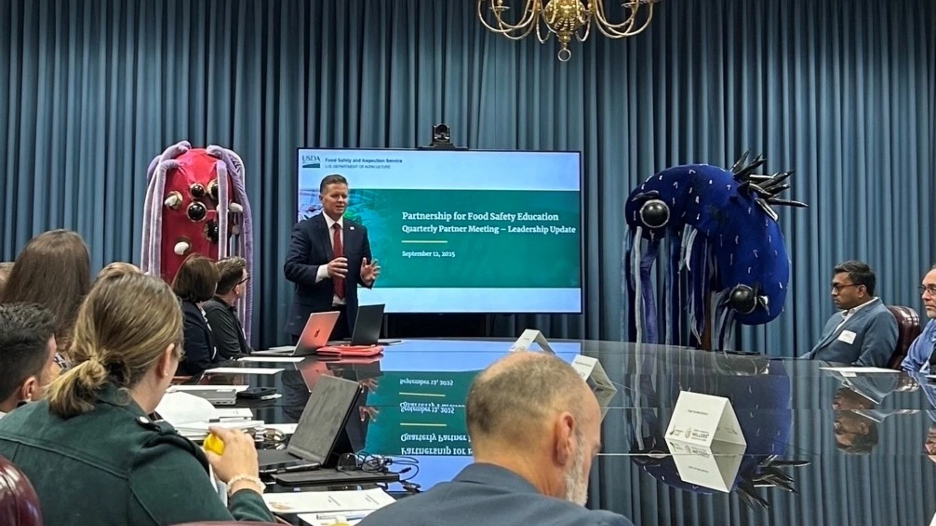 FSIS Supports Streamlined Meat and Poultry Rail Exports to Mexico